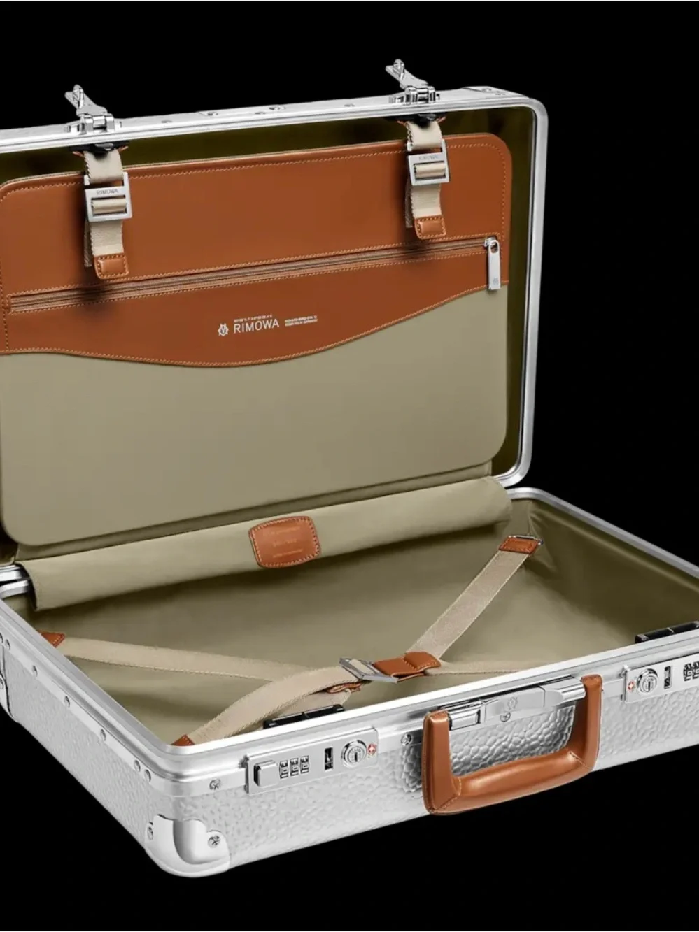 RIMOWA Hammerschlag Hand Carry | Rare | Limited Edition, Only 966 | 9739001900